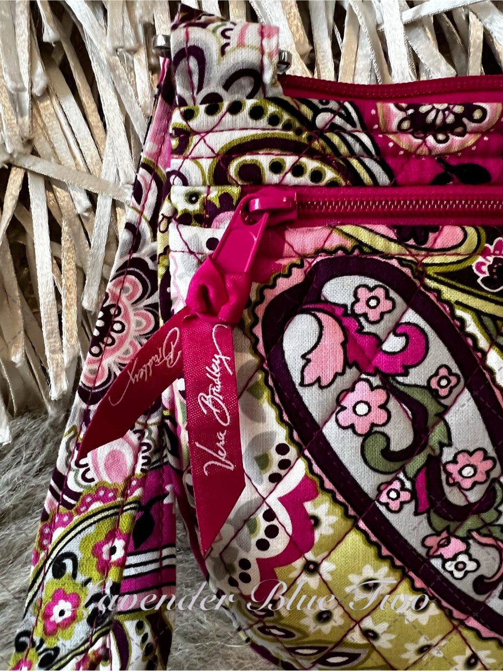 VERA BRADLEY Very Berry Paisley  2010 Little Lizzy Crossbody Purple Pink Y2K - Picture 9 of 16